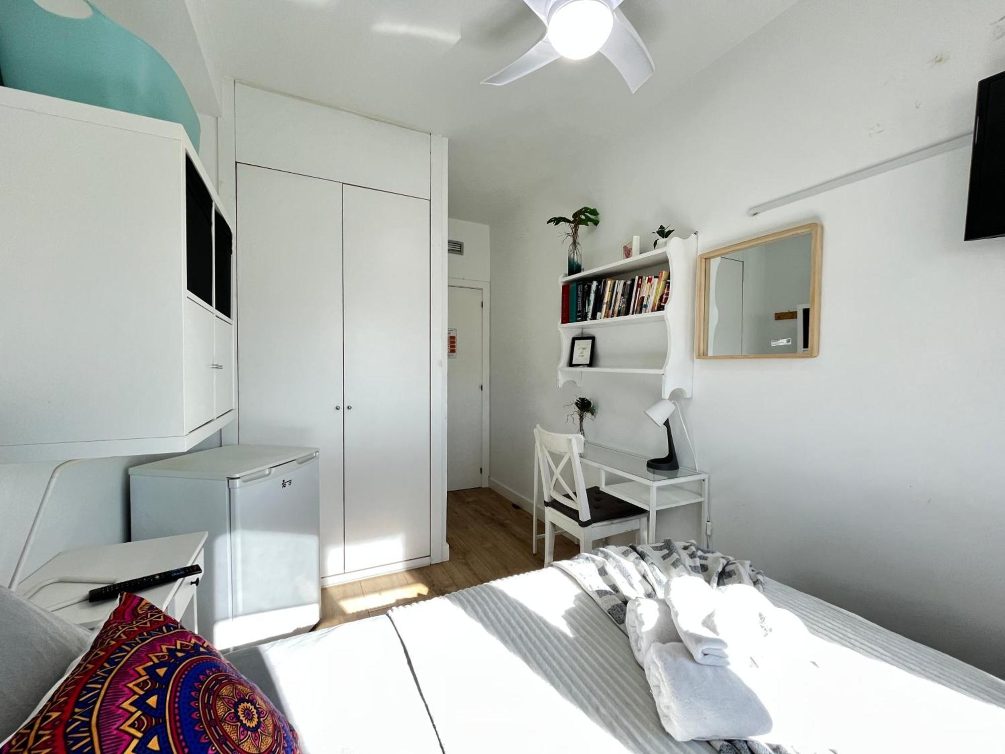 Habitacion Atocha Mendez Madrid Exterior photo